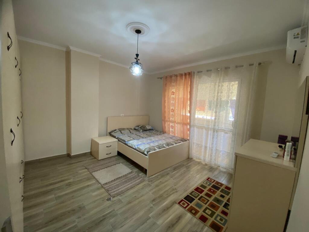 Appartamento 1+1 in affitto a lungo termine – Spiaggia Ferroviaria, Durrës