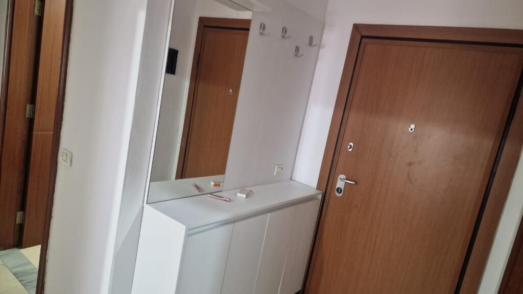 Jepet Me Qera Apartament 2+1+1 Ballkon