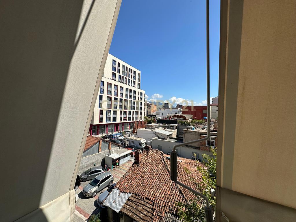 RENT, APARTMENT 1+1, AT VASIL SHANTO!!