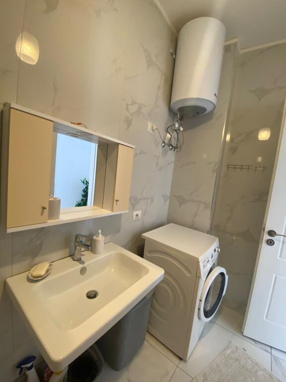 Apartament me qira  3+1+Parkim Kinostudio