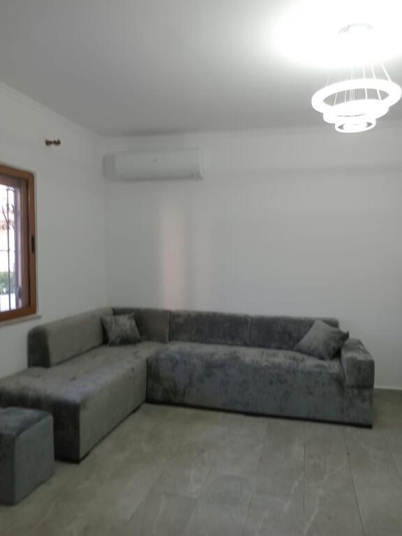 2+1,arredato ad Astir vicino a 2palmat,prezzo 450 euro