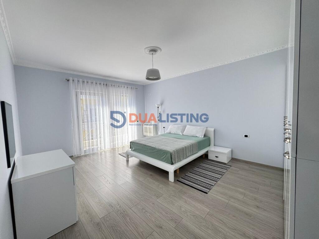 Appartamento 3+1+2 con posto auto vicino allo Zoo!