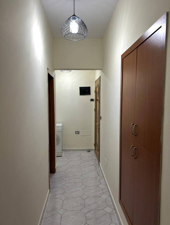 Apartament me qera prane Sheshit Wilson