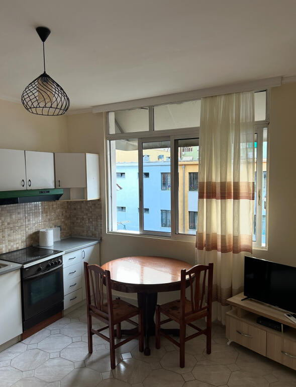 Apartament me qera prane Sheshit Wilson