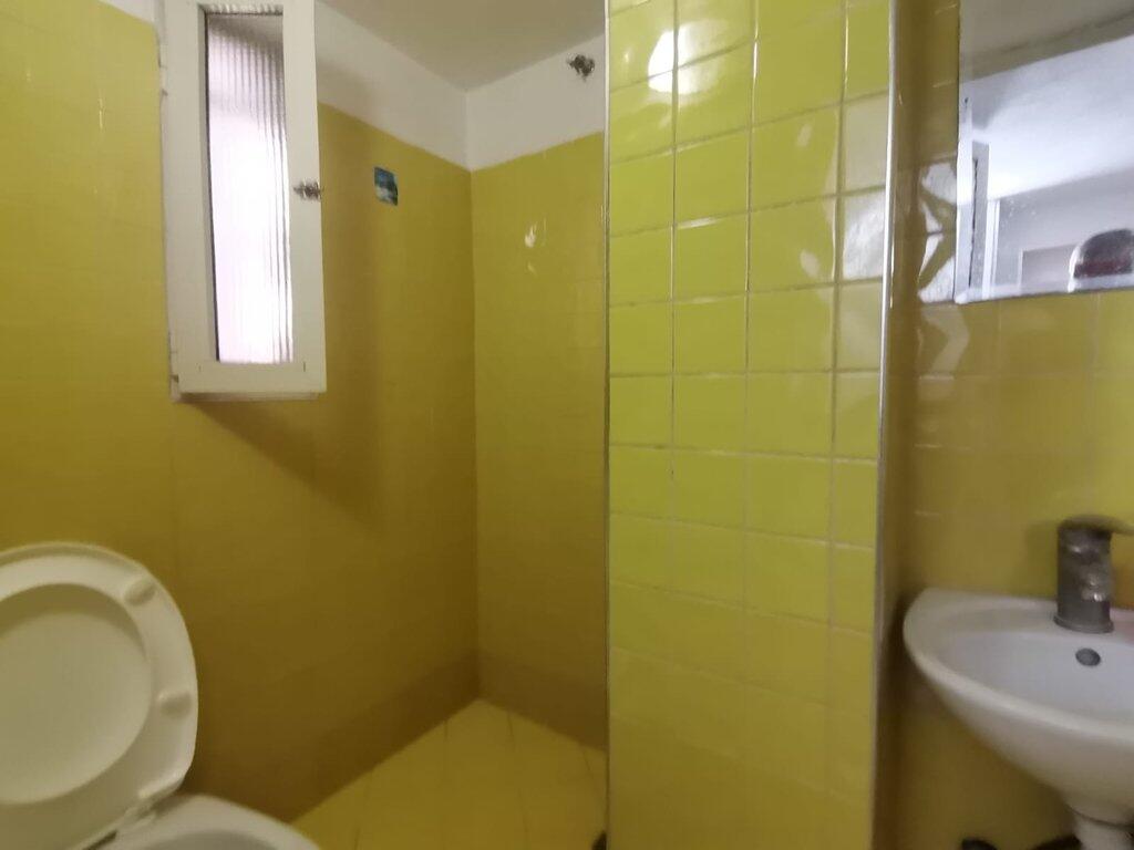 Garsoniere Me Qira në zonen Frigoriferi, Tiranë -Lirohet me 1 Tetor.