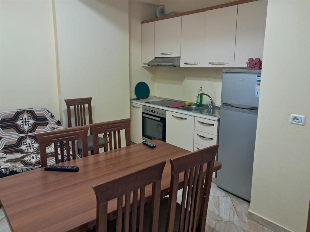 Affittasi a lungo termine appartamento 2+1 – Spiaggia Iliria, Durrës