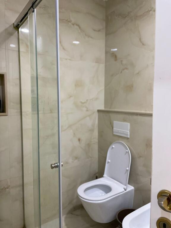 Apartment 1+1, Blloku