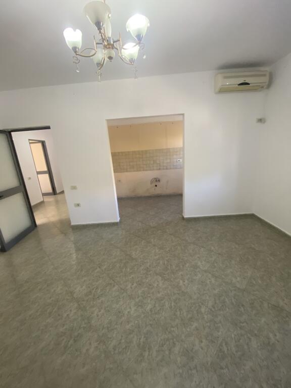 1+1,kat 4 pallat ekzistues,ne ali dem ,107.000 euro