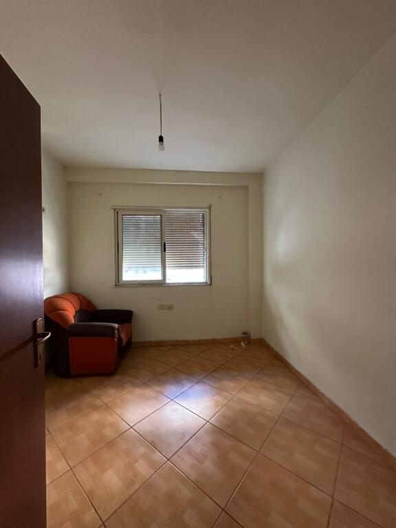 In affitto, appartamento 2+1, Fresku 35000 lek