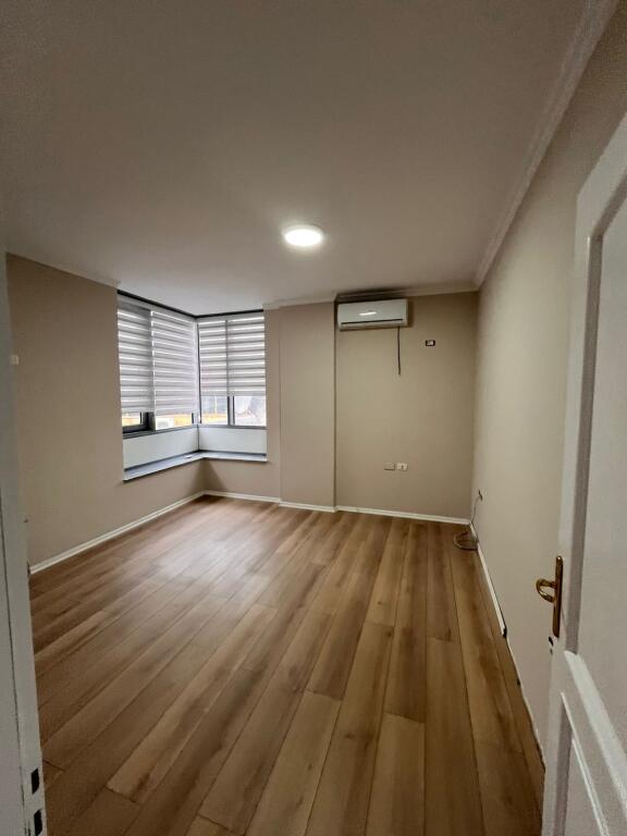 Apartment with topology 2+1+2 for rent located opposite Toptan Center is given for rent