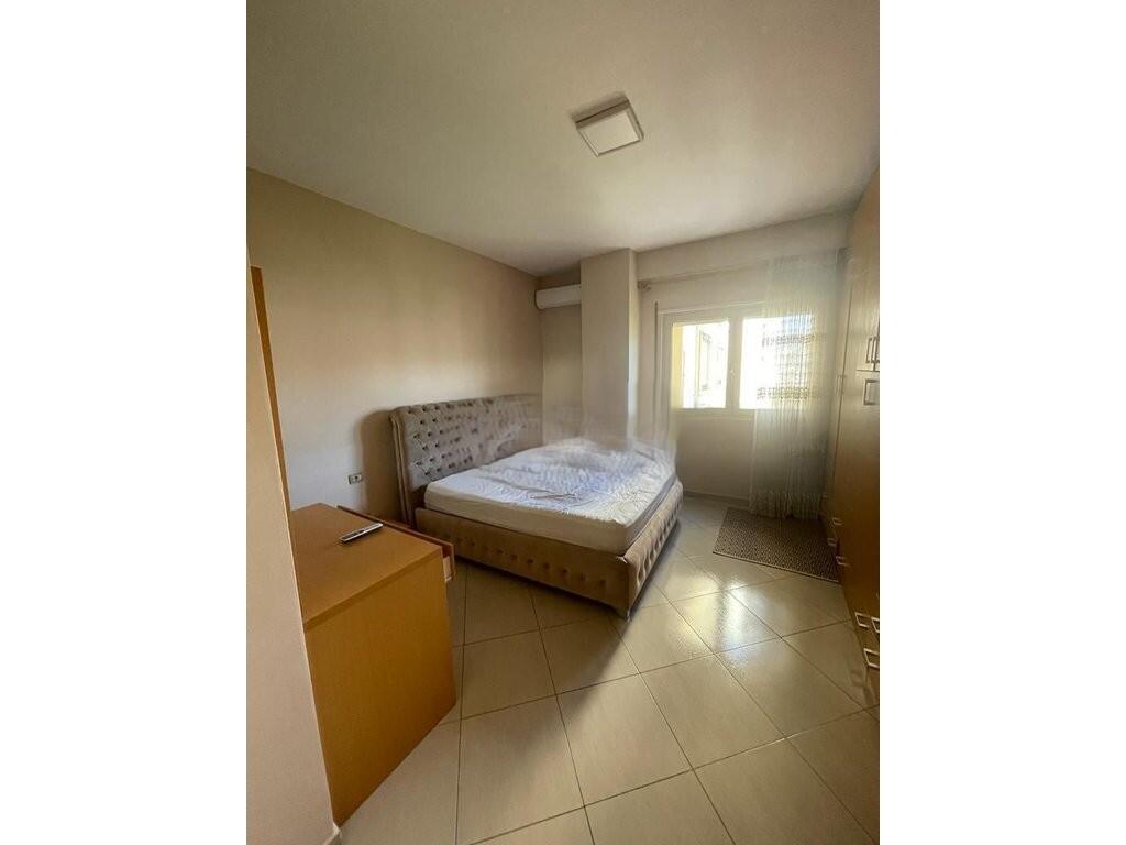 VENDESI APPARTAMENTO 2+1 VICINO ALL'HOTEL HILTON 260.000 €