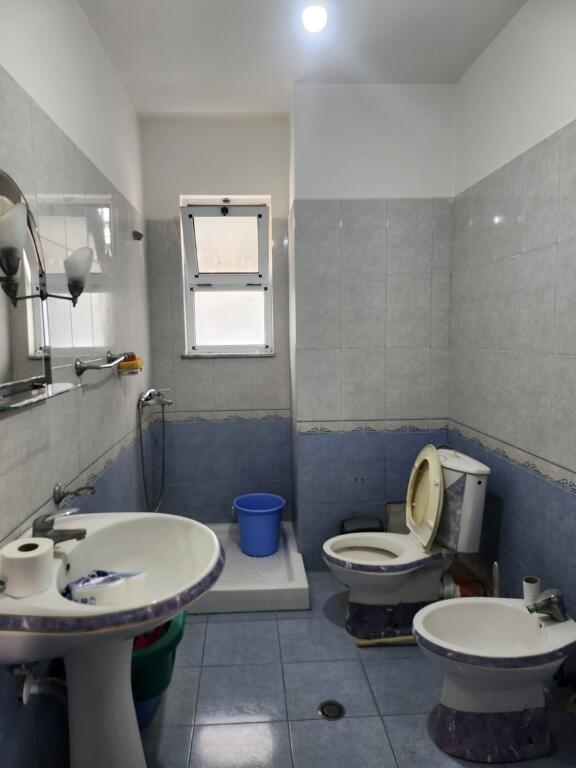 Shitet Apartament 2+1 'Rr.bill klinton"