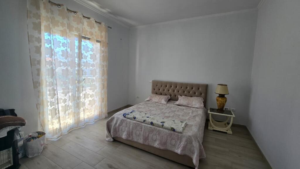 Apartament me qira – Shkozë ✨