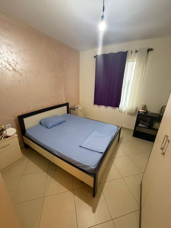 Shitet apartament 1+1 ne Astir