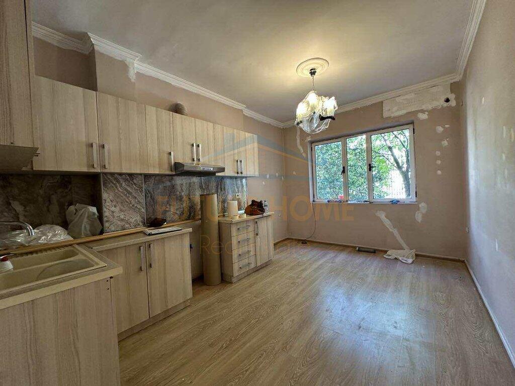 Qera , Apartament 2+1 , Myslym Shyr