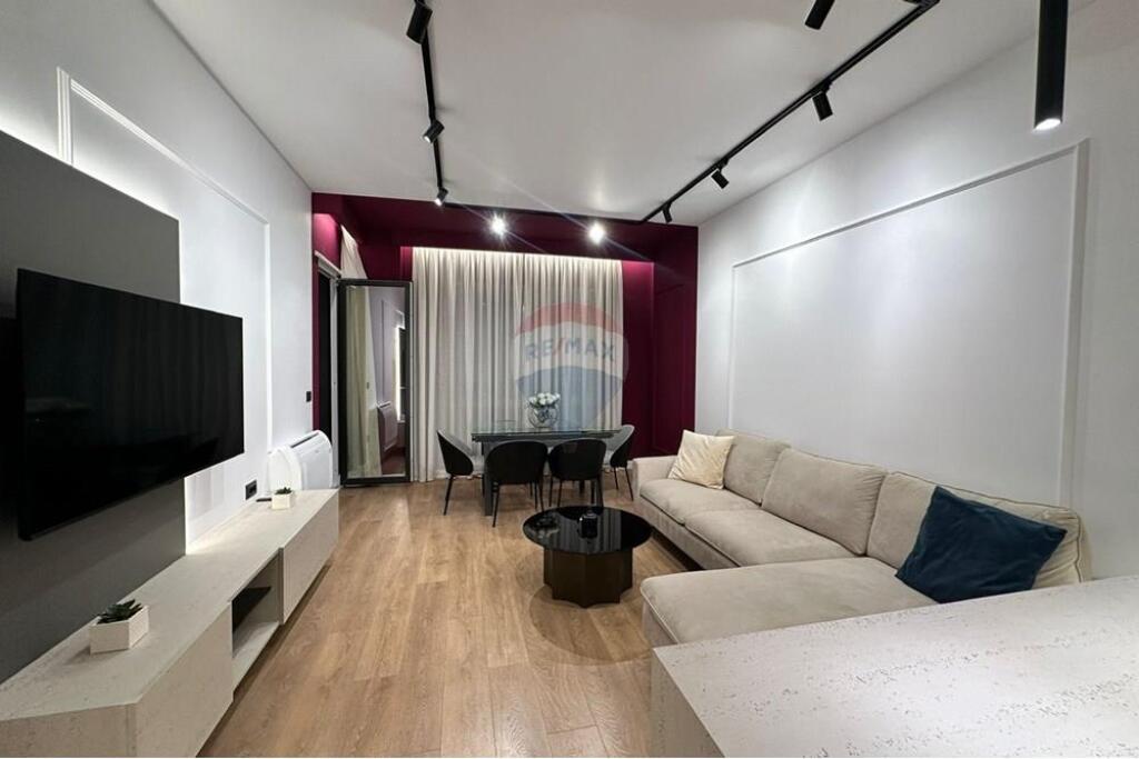 APARTAMENT 2+1 DHE POST PARKIMI - PORCELAN
