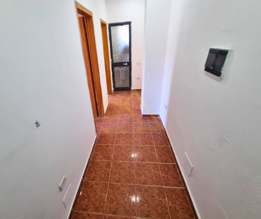 Appartamento in Vendita – Kavajë, Kryemëdhej