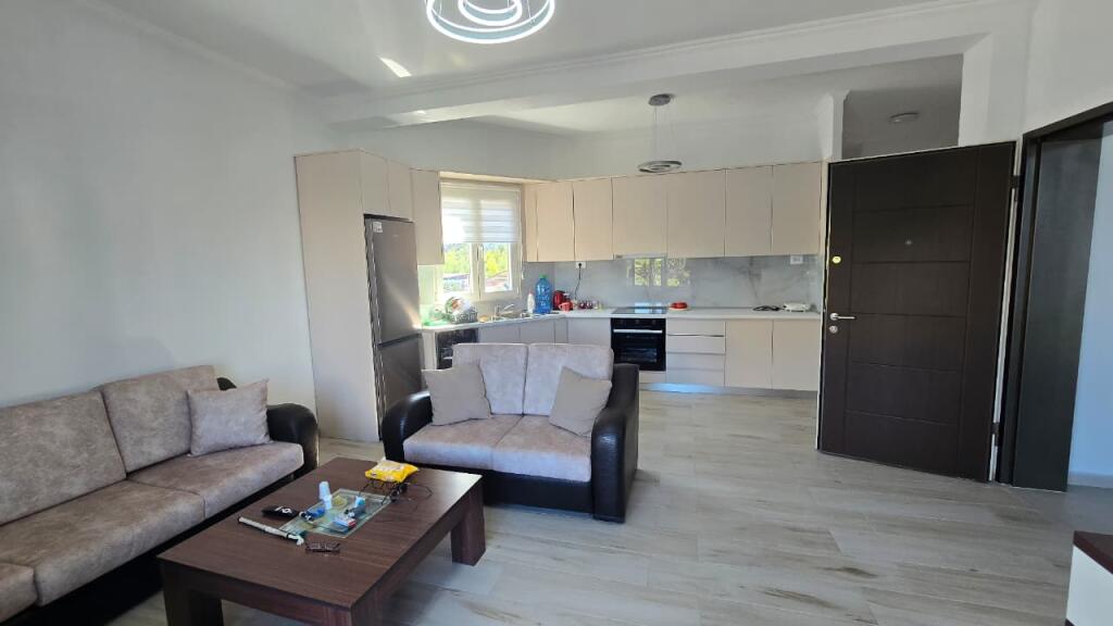 Apartament me qira – Shkozë ✨