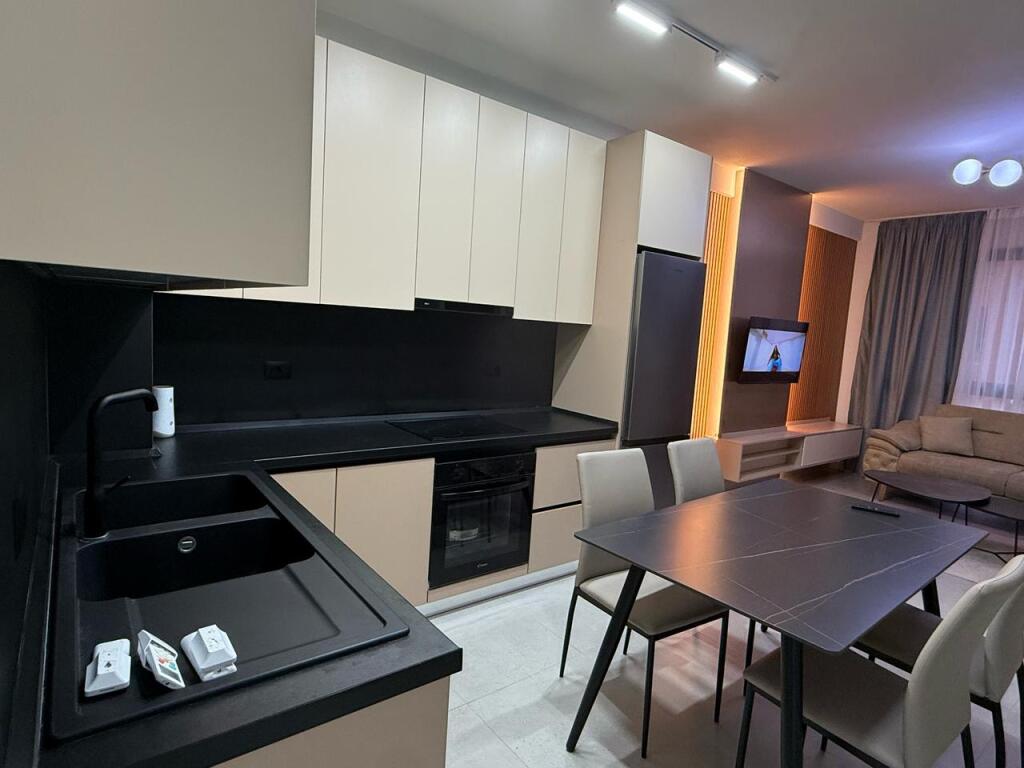 📣 QERA SUPER Apartament 2+1+1 +Parking 📍 Green City Residence , Astir💶 Cmimi 650 Euro