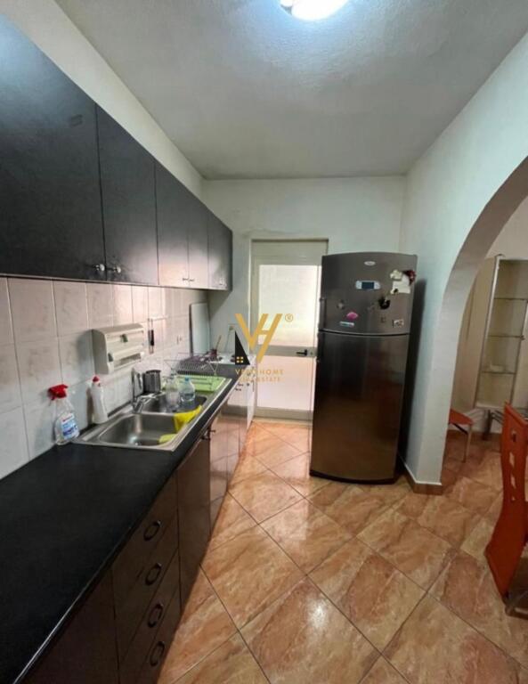 ENTRANCE 3+1 FOR RENT AT OLD MATERNITY 700 EURO