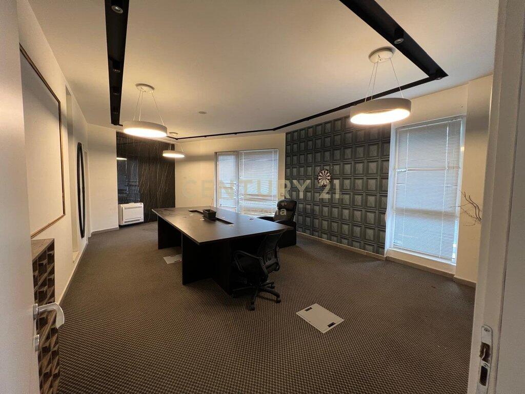 Premium Office Space for Rent – 288 m² | Turdiu Residence, Tirana