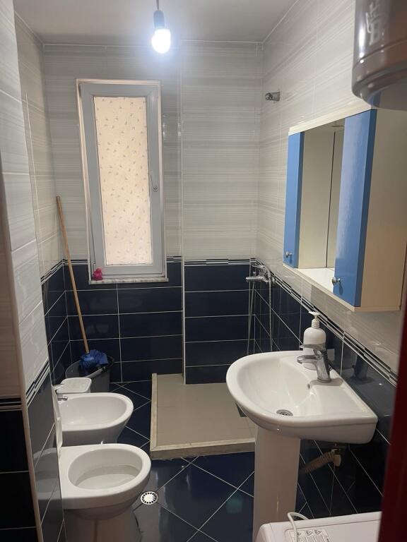 Shitet apartament 1+1 ne Astir