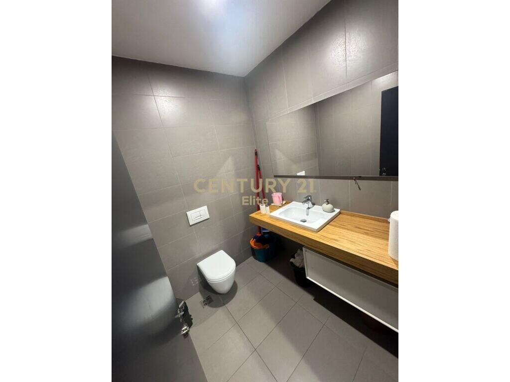 Qira, Ambient per zyre, Rruga e Elbasanit