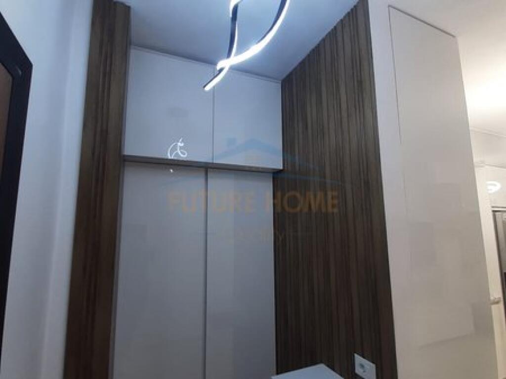 Shitet, Apartament 3+1+2, Paskuqan, Tirane.