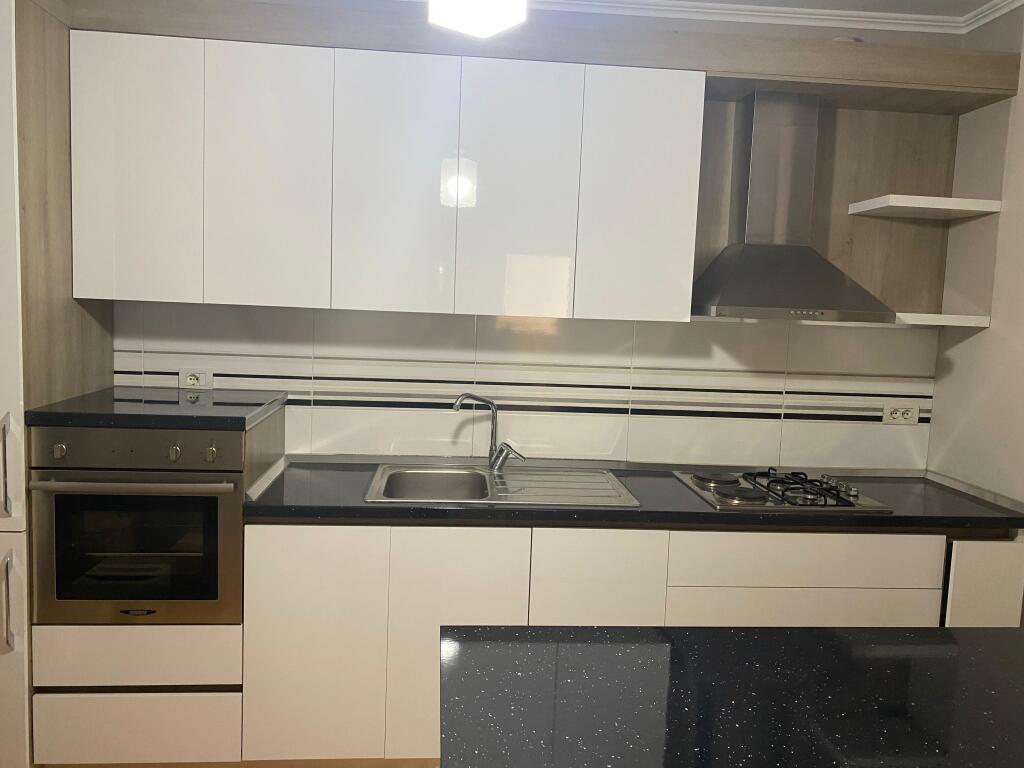📣 QERA Apartament 2+1+2 📍 Perballe Kompleksit Delijorgji 🛣️ Bulevardi "Bajram Curri"💶 Cmimi 700 Euro