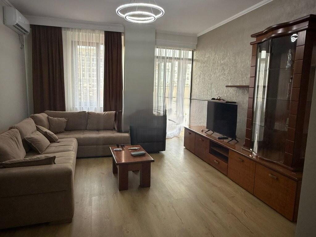 Apartament 1+1 Me Qira në Rrugën Muhamet Gjollesha, Tiranë - 600.€ | 70 m²