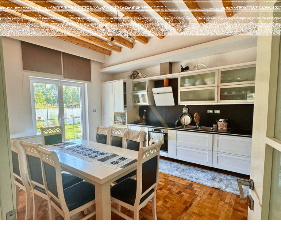 Villa con Terreno in Vendita – Marqinet, Vorë