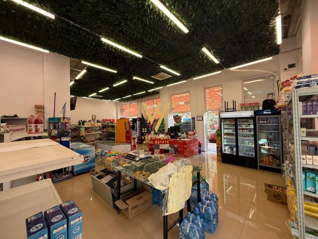 AFFITTASI SUPERMERCATO 116 M2 VICINO ALLA STAZIONE DEI TRENI 1.400 EURO
