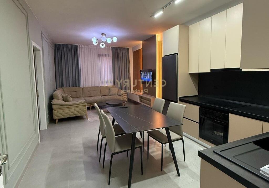 JAPIM ME QIRA APARTAMENT 2+1 NE UNAZE TE RE!