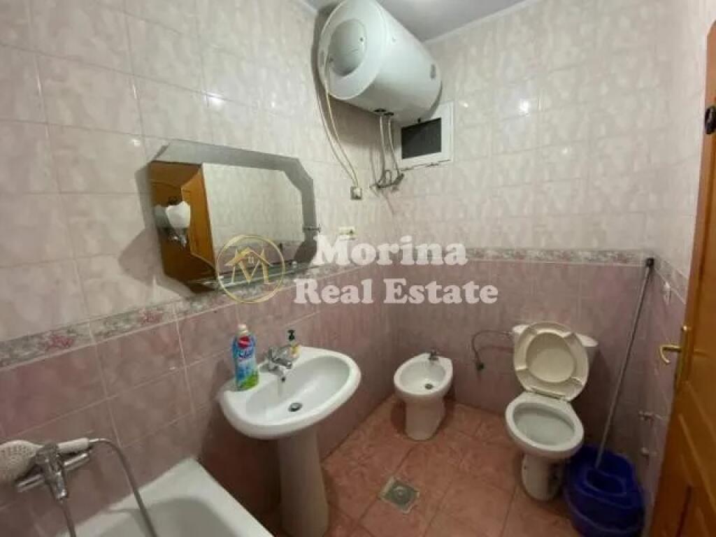 apartment 2+1+block, ”Komuna e Parisit” 450 euro/month