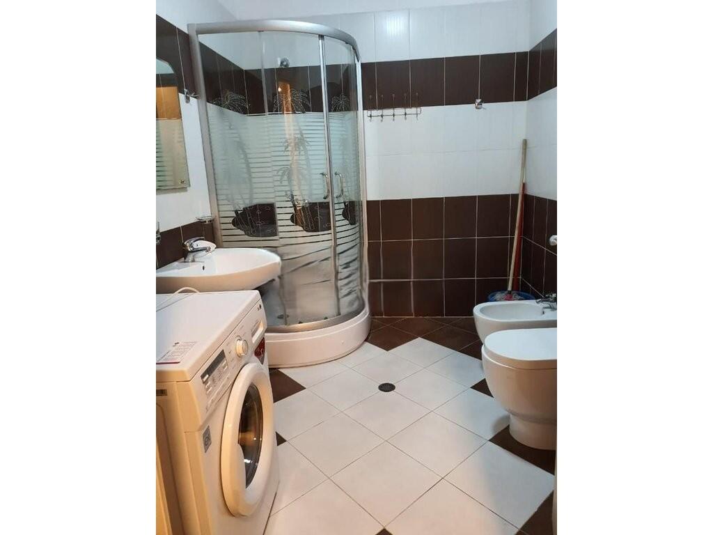 VENDESI APPARTAMENTO 2+1 VICINO ALL'HOTEL HILTON 260.000 €