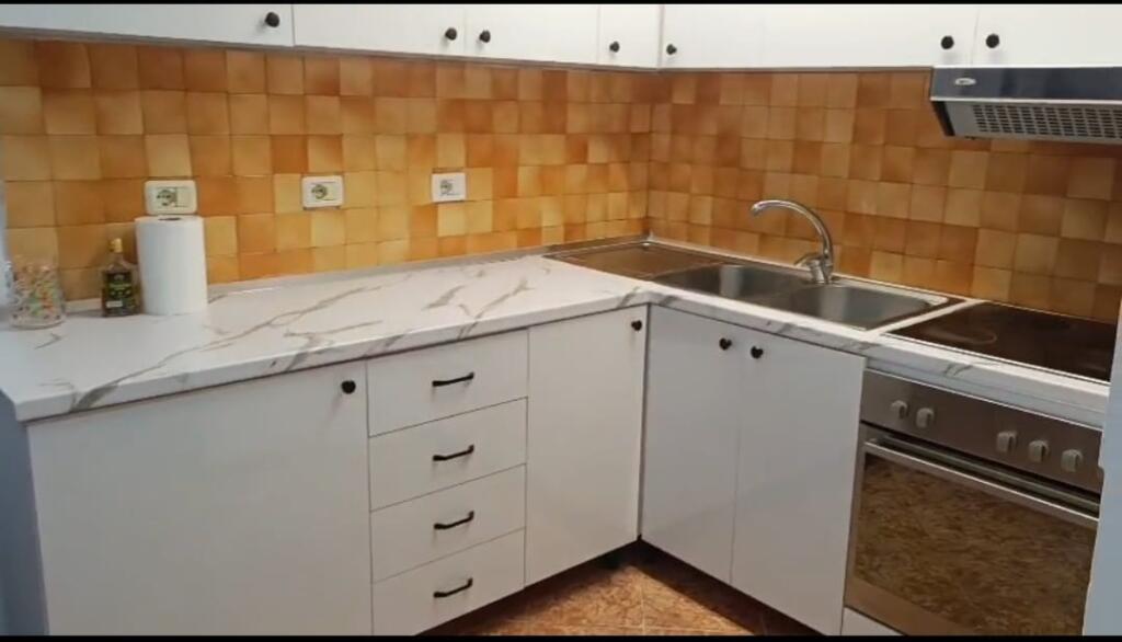 APARTAMENT ME QERA 2+1 KINOSTUDIO 50.000 LEKE