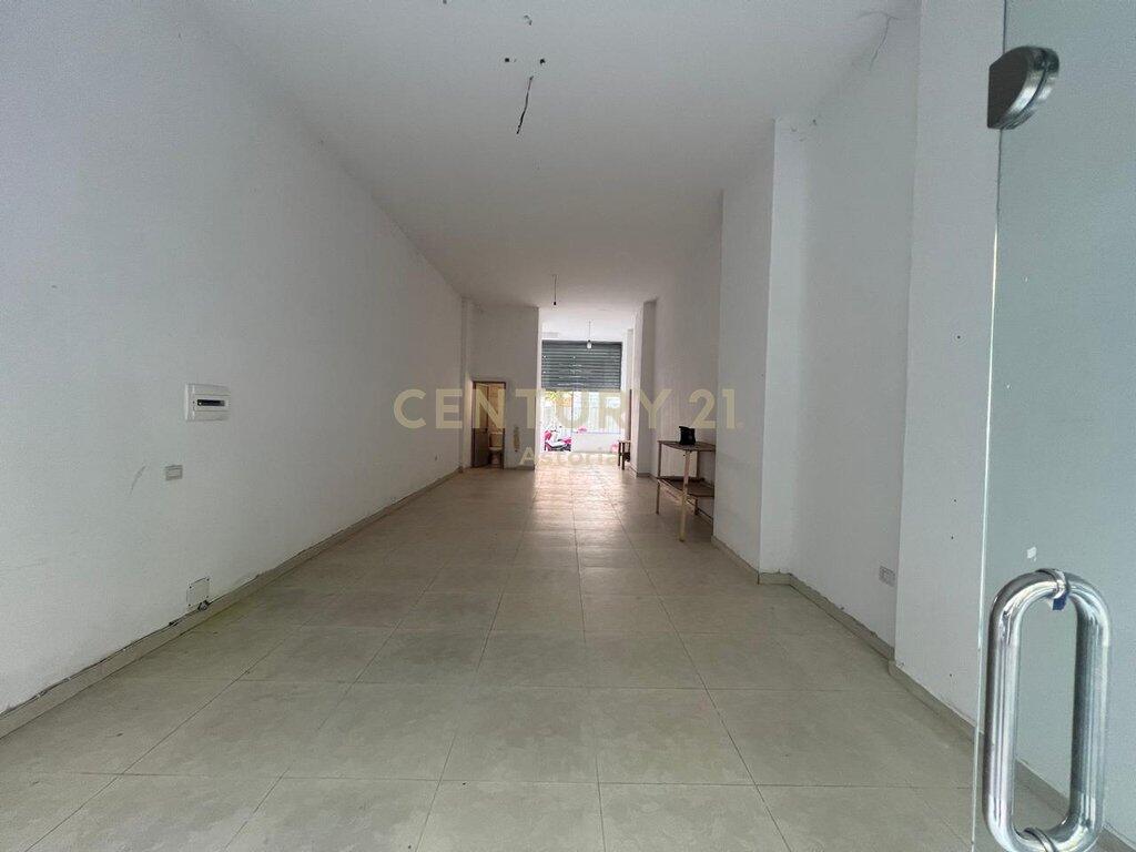 Business premises for rent in Astir
