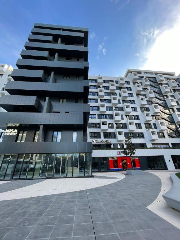 Shitet Apartament Luksoz , Kompleksi Square21