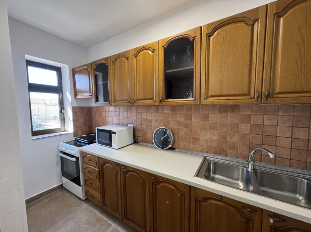 📣 FOR RENT Apartment 2+1 With Balcony 📍 Near Rossman Lala 🛣️ "Xhanfize Keko" Street ✨