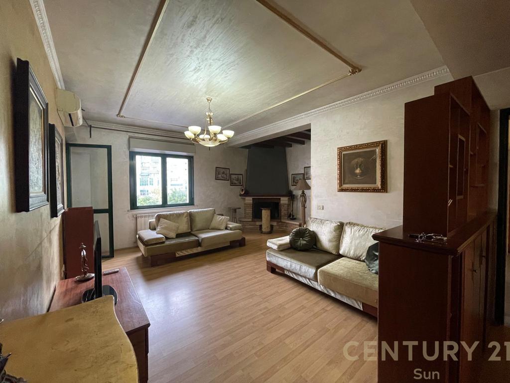 APARTMENT 3+1+2 FOR RENT AT ZOGU I ZI!