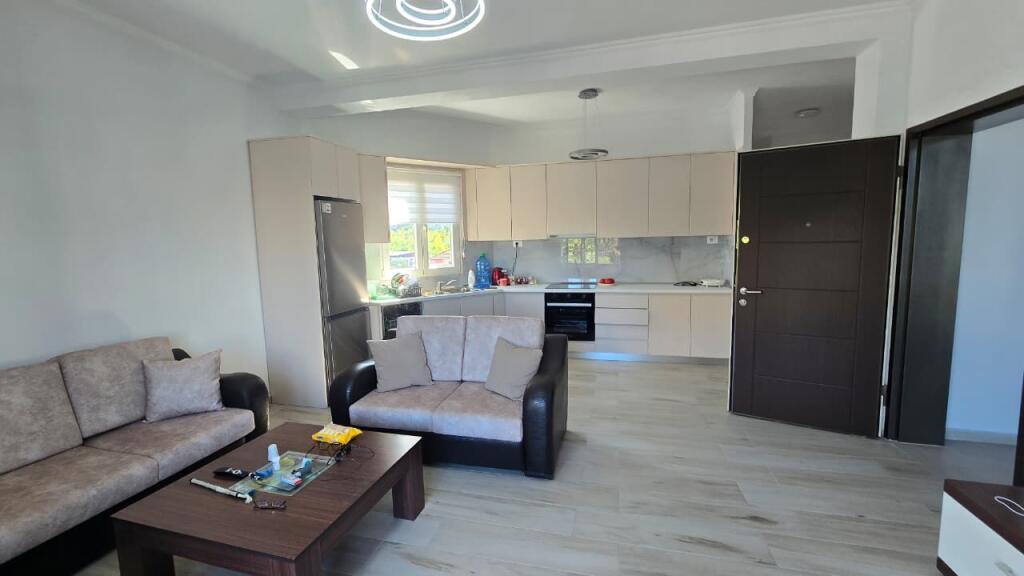 Apartament me qira – Shkozë ✨