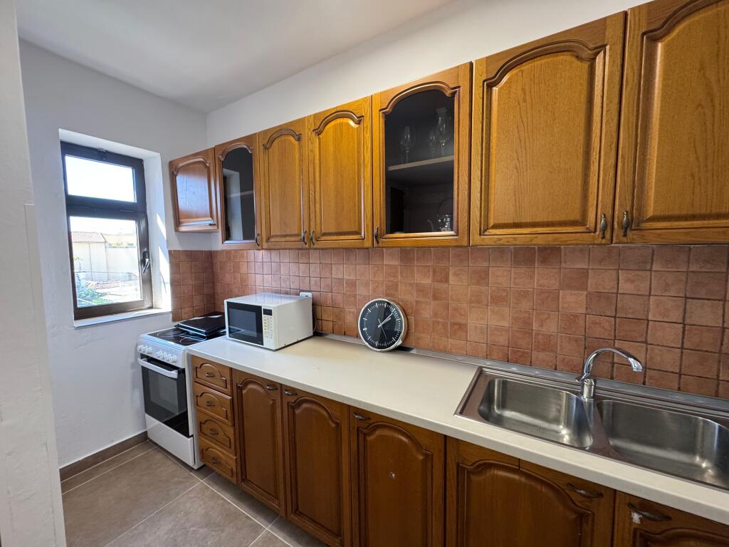 🏡 Appartamento in Affitto 2+1 – Via Kongresi i Manastirit💶 Prezzo: 550€ (trattabile)