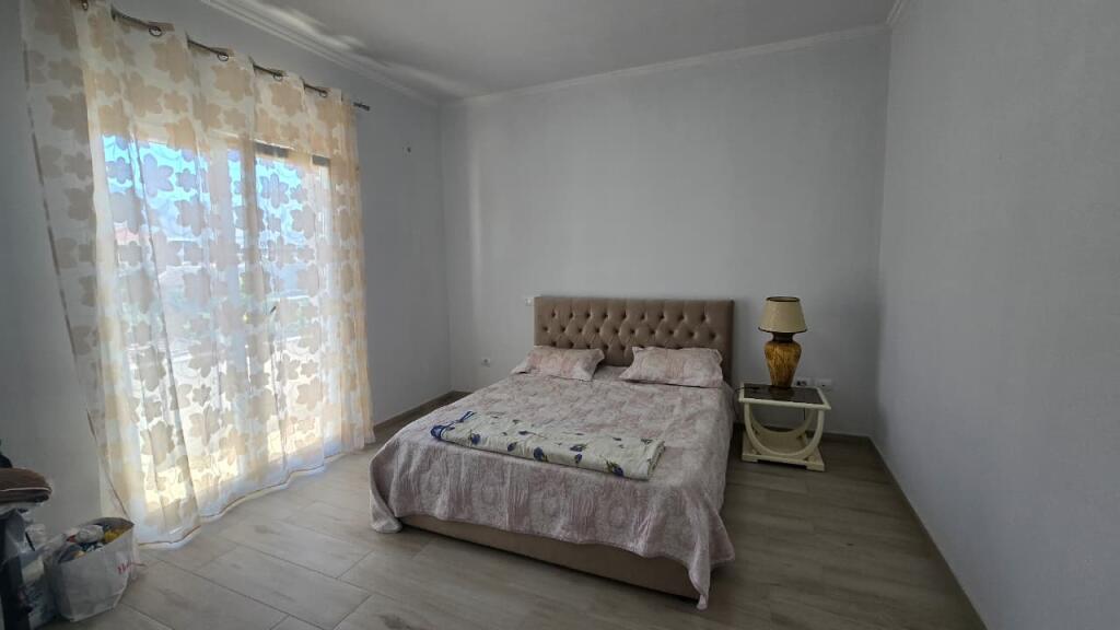Apartament me qira – Shkozë ✨