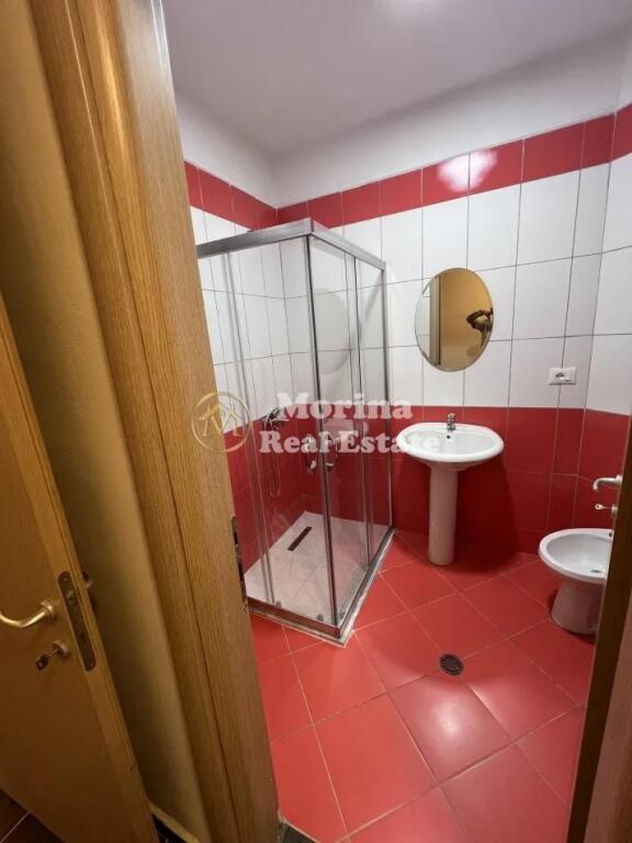 Qera apartament 2+1+2, ”Yzberisht” 450 euro/muaj