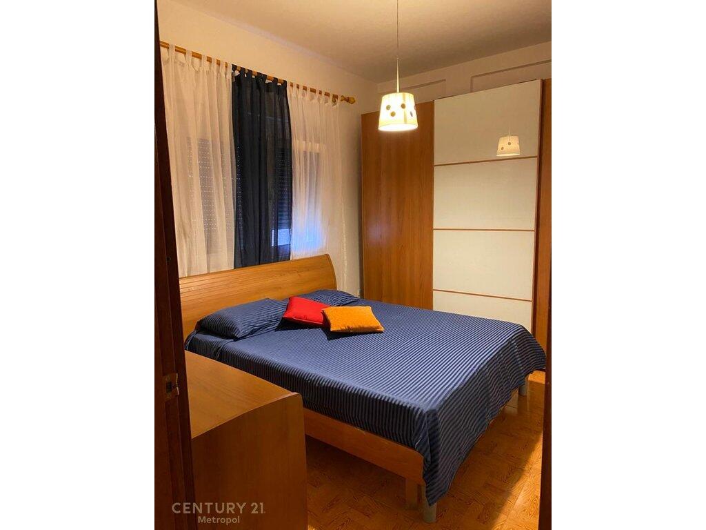 DUPLEX IN AFFITTO 3+1+2 VICINO AL 21 DICEMBRE !