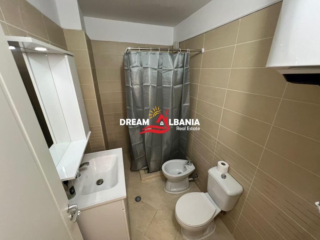 Apartament 2+1 me qera ne Fresk prane Restorant Qesarakes ne Tirane (ID 42214970)