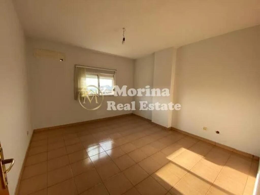 apartment 2+1+block, ”Komuna e Parisit” 450 euro/month