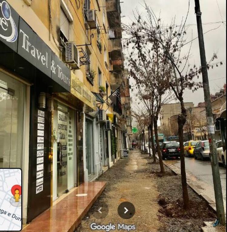 Jepet me qera ambient njesi biznesi/dyqan ne rrugen Mine Peza prane Qendres (ID 42611354)
