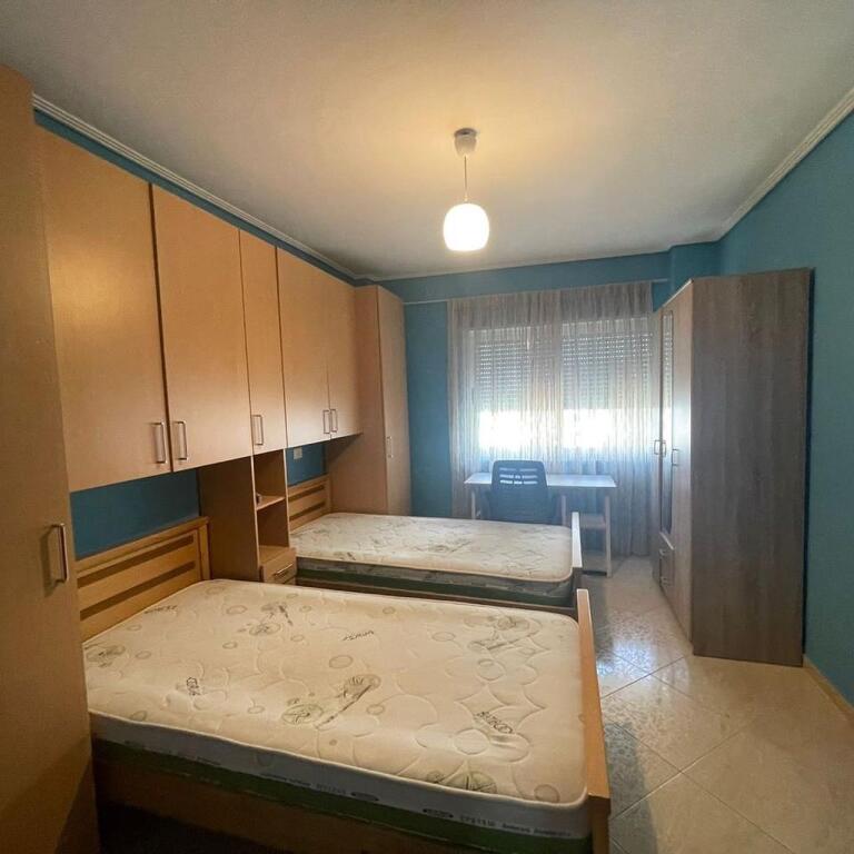 Shitet Apartament 2+1 Rruga Ndre Mjeda