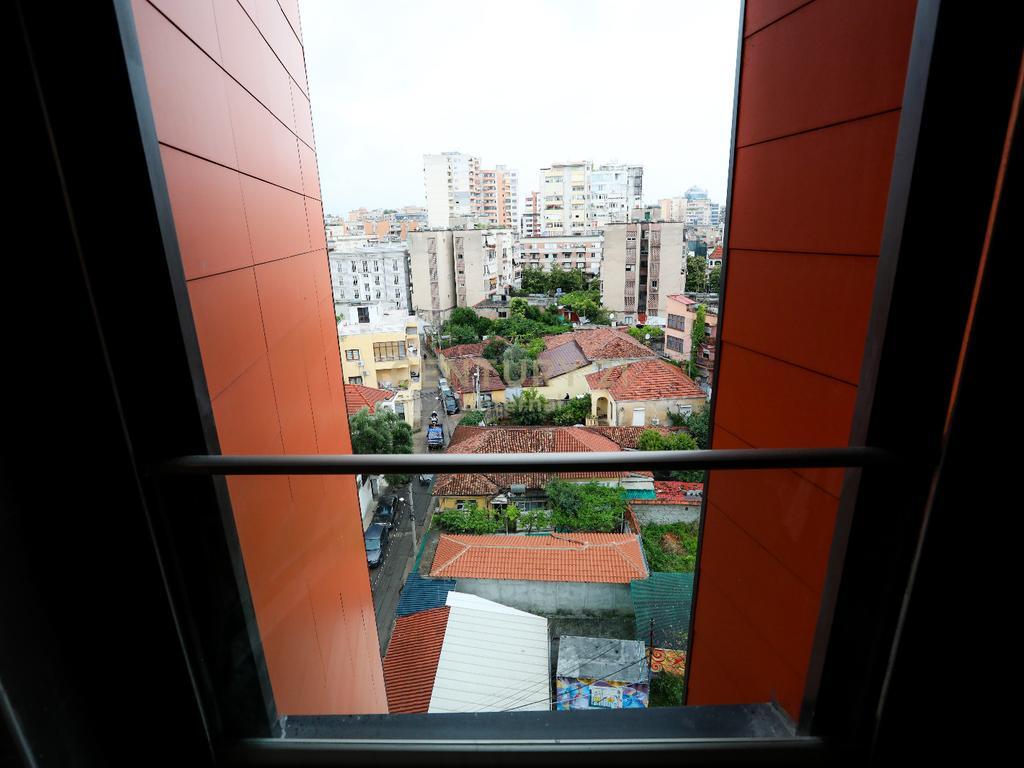 Apartment 2+1+2 + Parking for Rent near Toptani